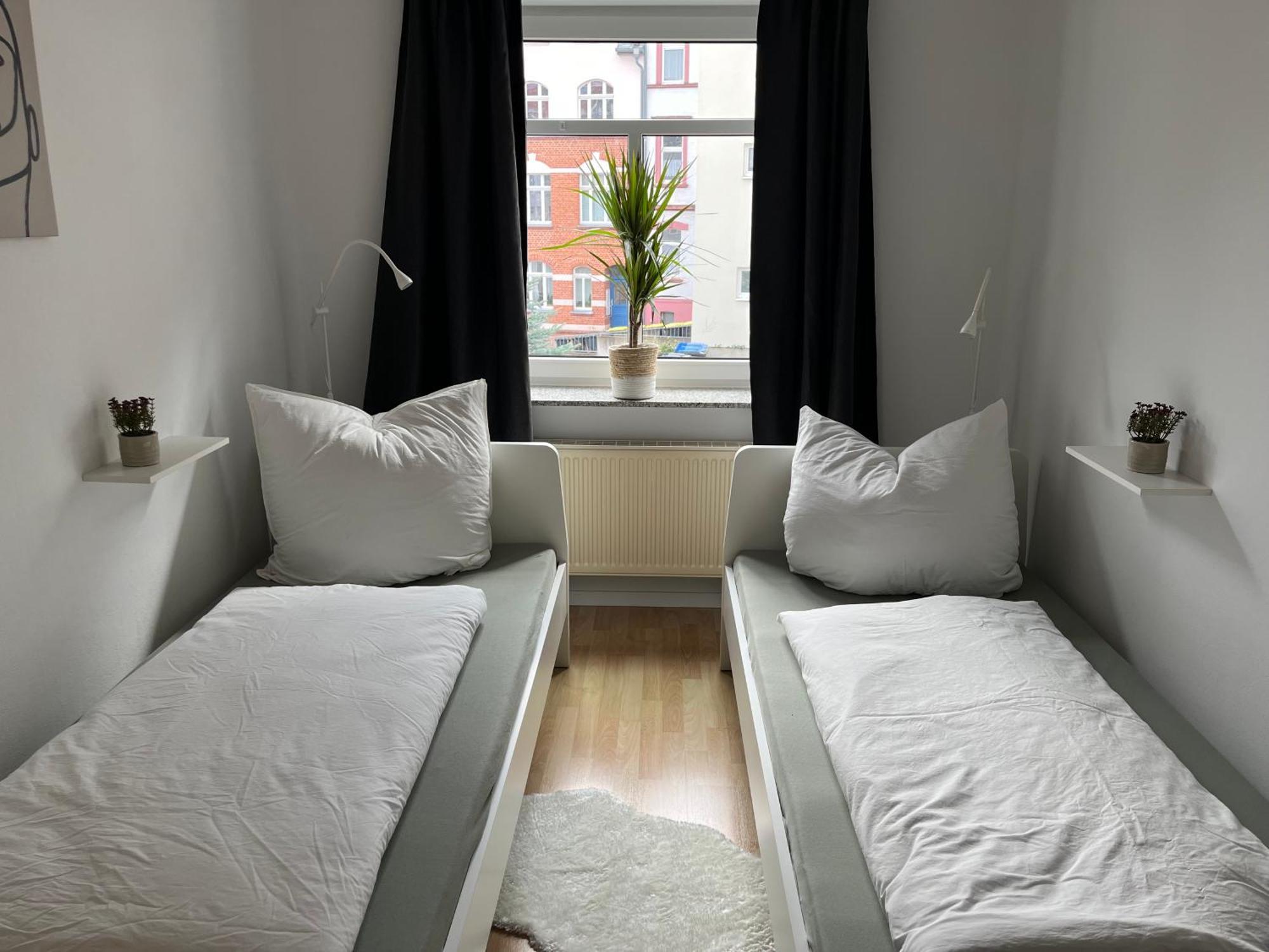 Ferienwohnung Mitte Sued Am Frauenplan アイゼナハ エクステリア 写真